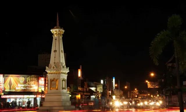paket tour jogjakarta