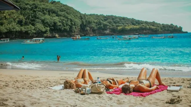 Virgin Beach Karangasem Pantai dengan Sunset dan Sunrise
