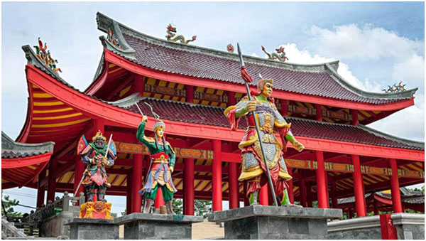 paket wisata semarang