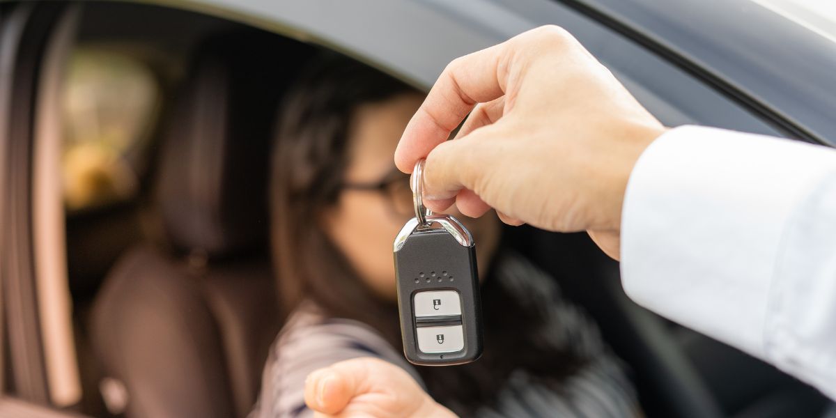 Rental Mobil Semarang Lepas Kunci Murah Paradisotour