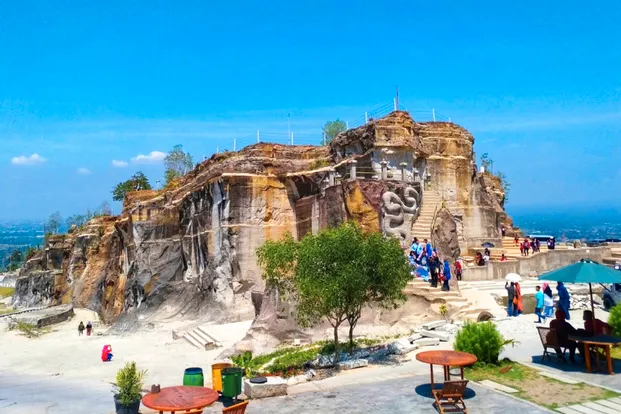 tebing breksi jogja